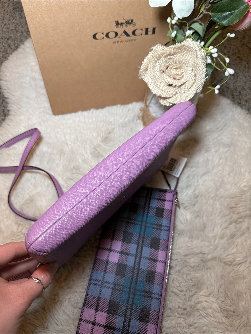 ✨ Coach East/West Pop Pouch in Lilac/Blue Crossbody ✨ - Picture 13 of 14